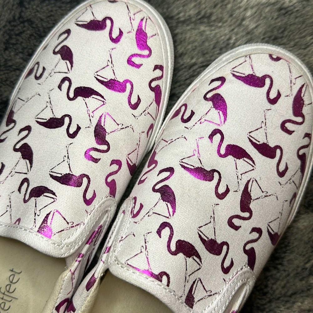 Bucketfeet pink flamingo slip on sneaker
